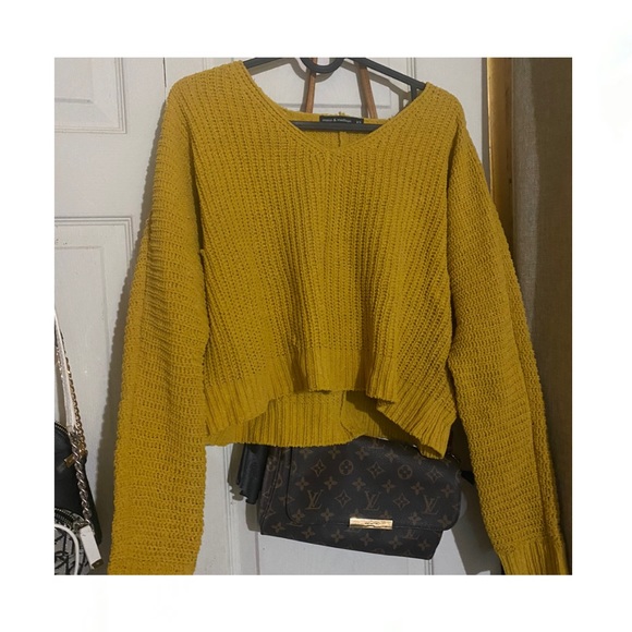 ✨MOON & MADISON✨ - Picture 1 of 1